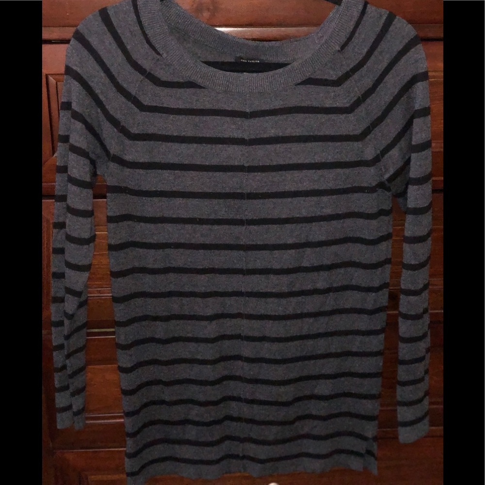 🚫SOLD🚫Ann Taylor striped sweater